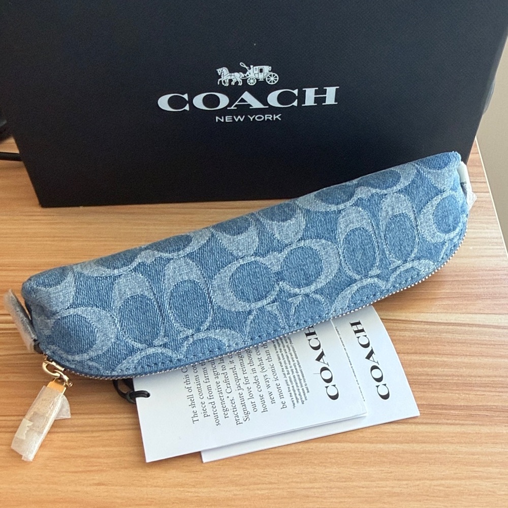 Coach Pencil Case in signature denim - Picture 2 of 3